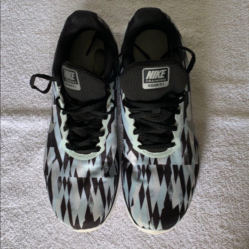 Nike In Season Tr 6 Geometric Print sz 8.5